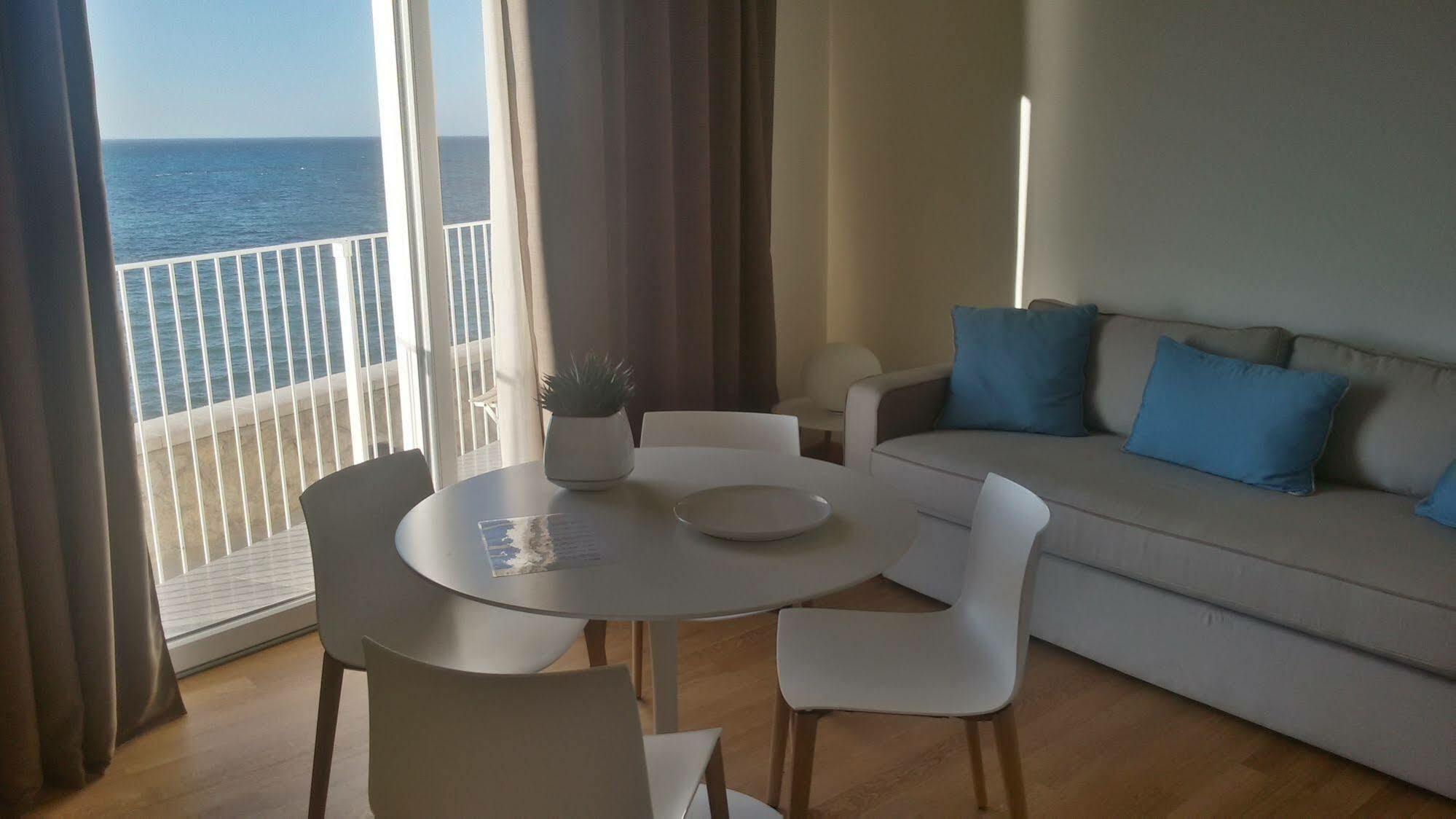 Gaura Apartments Trapani Buitenkant foto