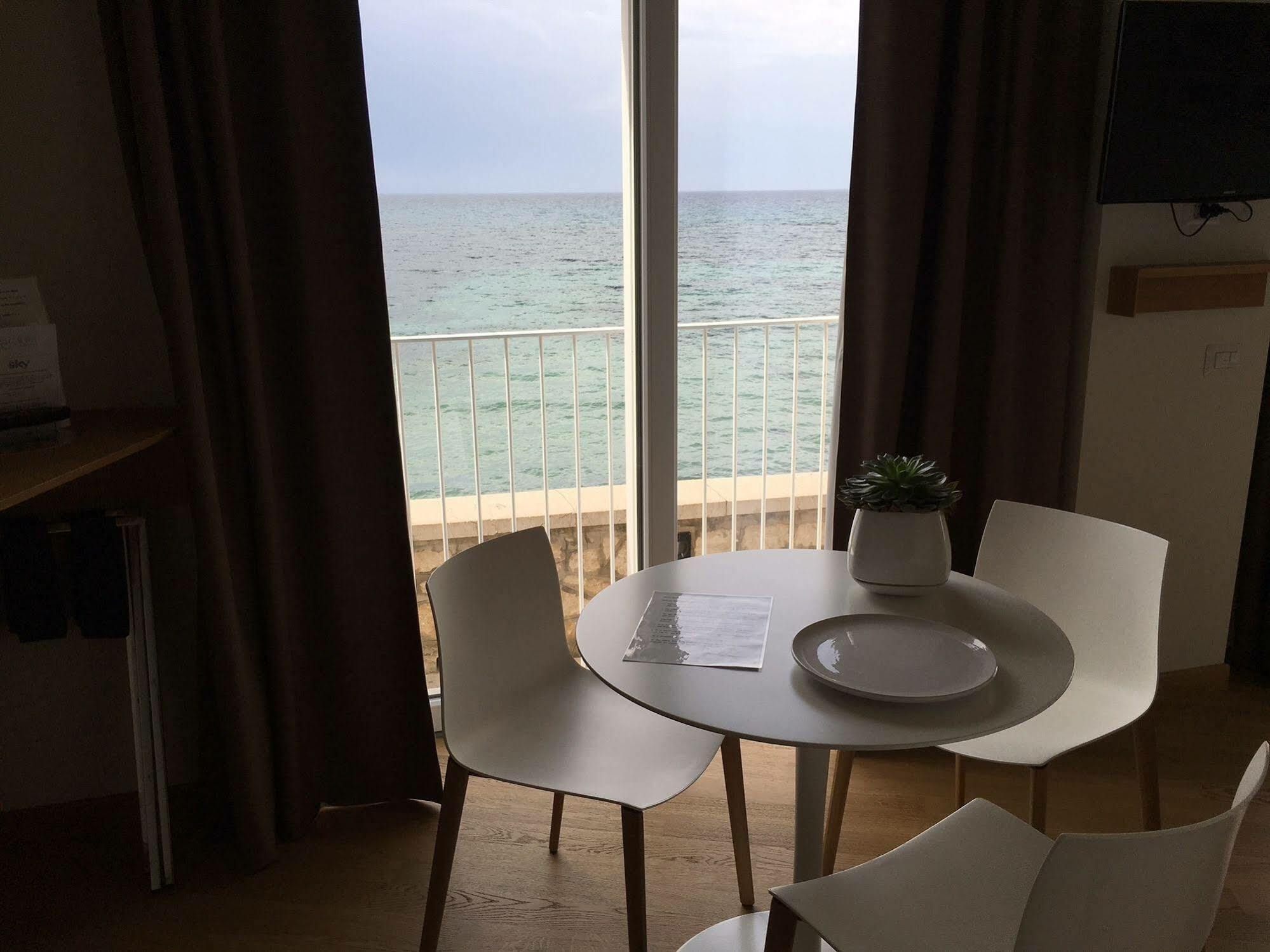 Gaura Apartments Trapani Buitenkant foto