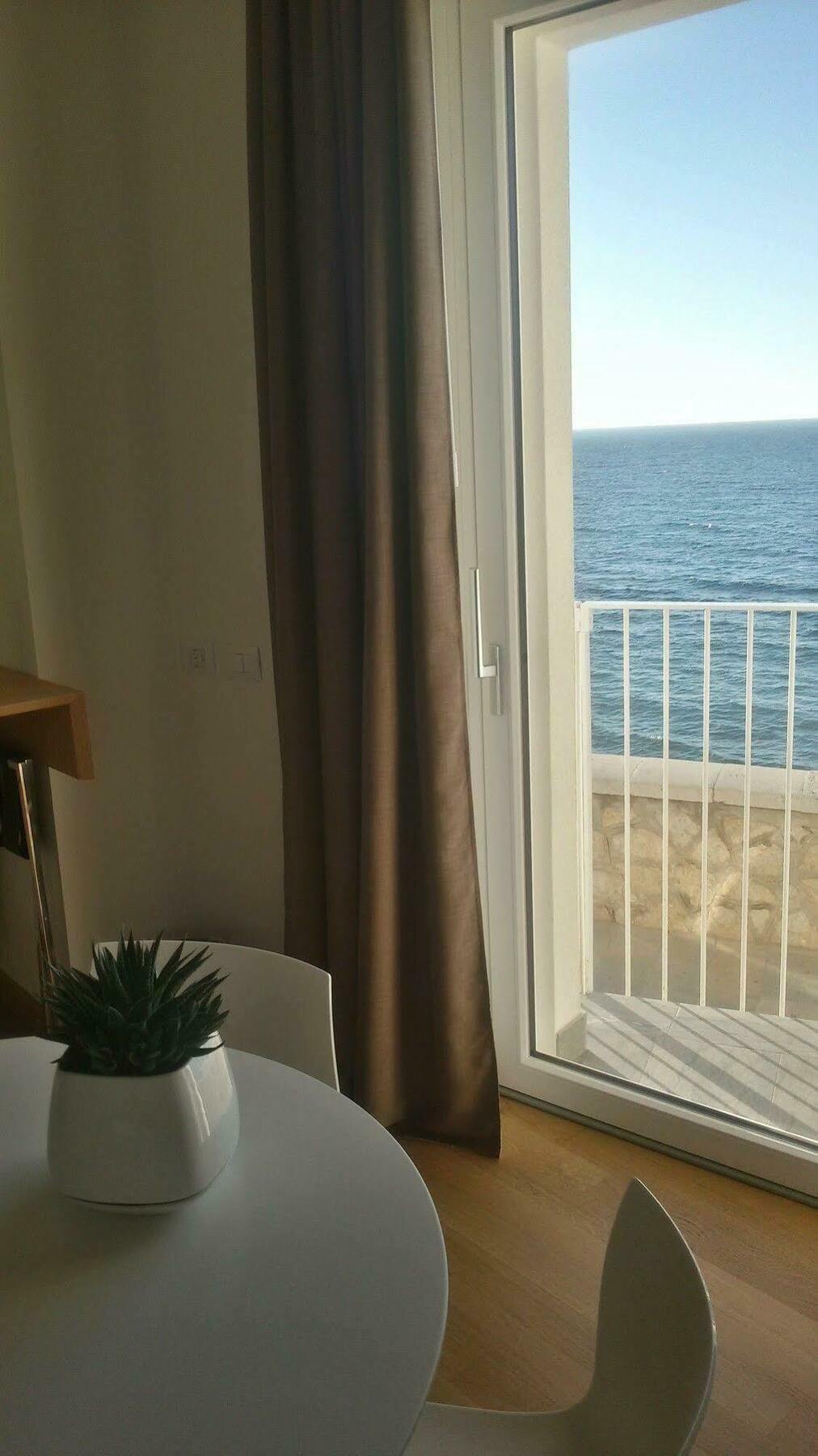 Gaura Apartments Trapani Buitenkant foto
